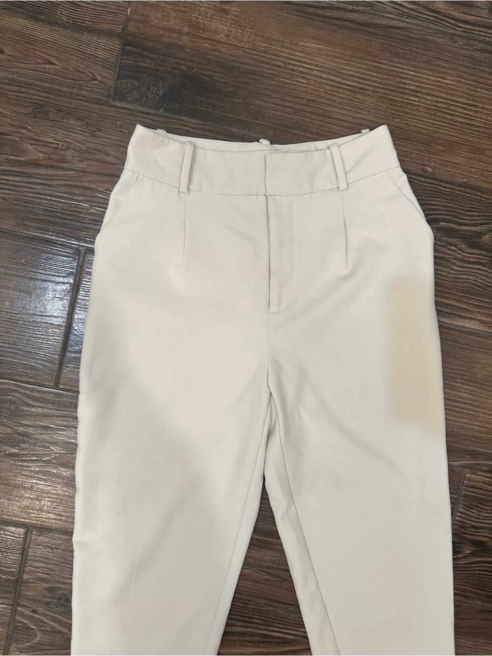 Zara Women's Cream Straight-Leg Trousers - Picture 4 of 14
